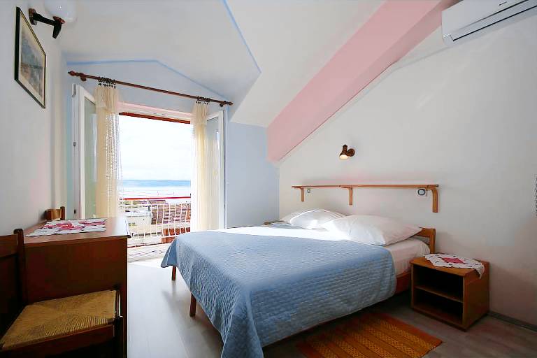 Camera privata Starigrad
