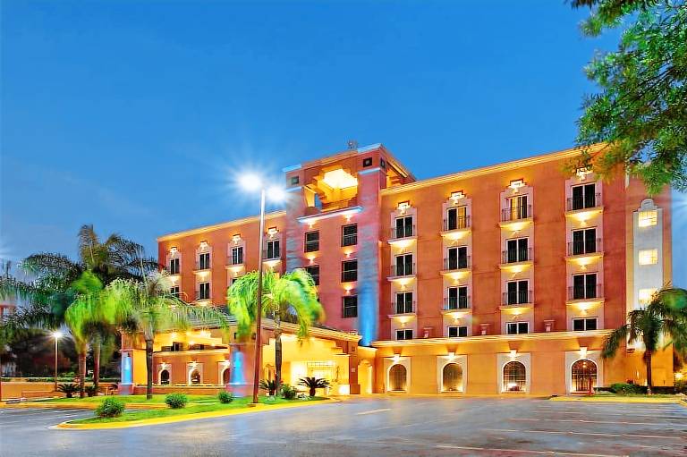 Holiday Inn Express Monterrey Galerias by IHG