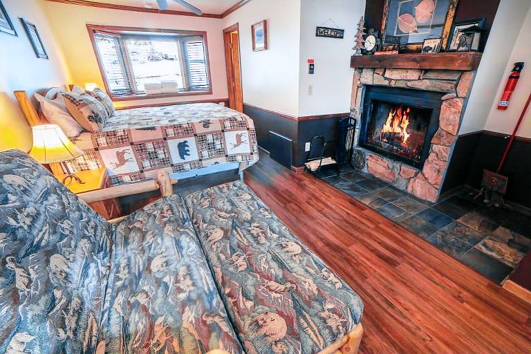 Sunnyside Knoll: 1 in Estes Park, CO
