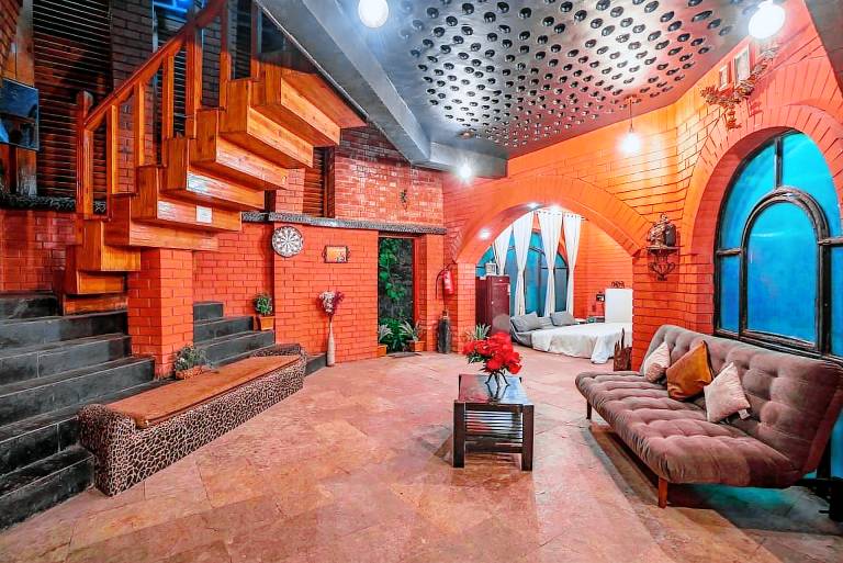 Beautiful villa with yard, grill & jacuzzi | Suitable for remote work | Pets allowed — photo 4