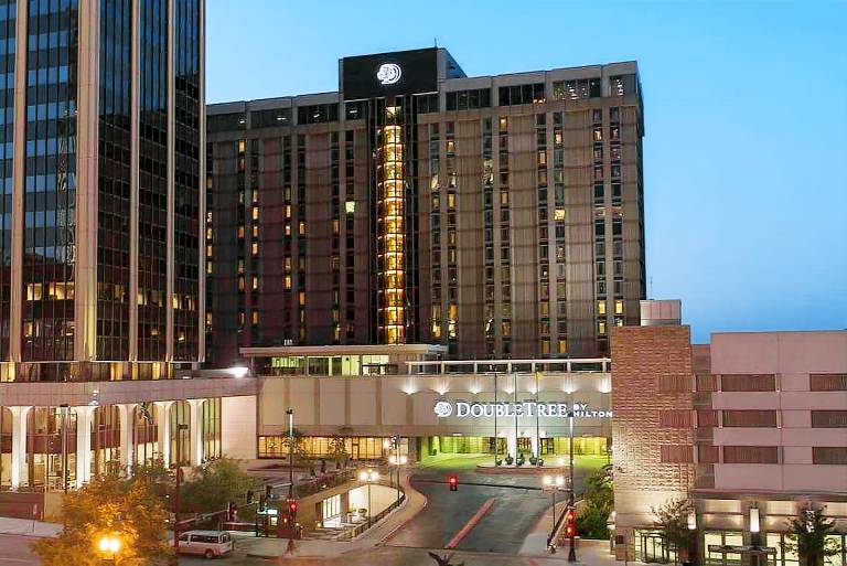 DoubleTree by Hilton Hotel Omaha Downtown in Omaha, NE