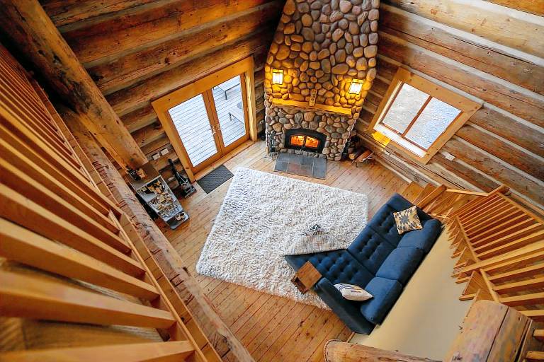 Adams Rest - Hot Tub! Mosier Log Cabin, Mt Adams View, Great Peaceful location! — photo 4