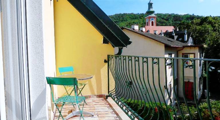 Apartment with terrace — photo 5