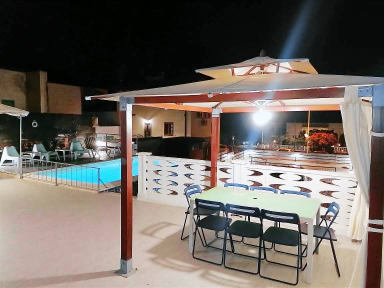 Villa with barbeque, patio & pool | Sea view | Perfect for remote work — photo 3