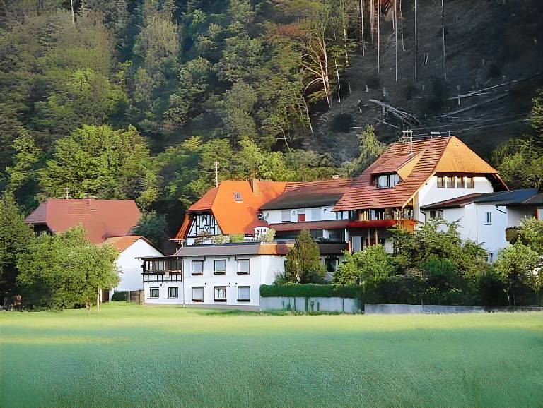 Bed & Breakfast Winden im Elztal