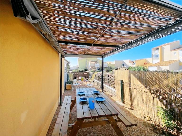 Bright Ground-Floor Apartment, 4 Guests, Near Beach, Narbonne - Well-Equipped, Quiet Location in Narbonne
