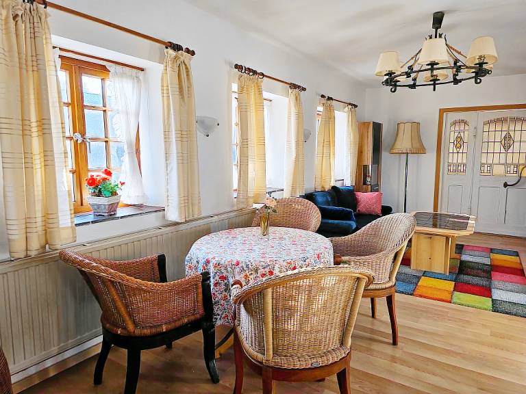Apartment with garden, terrace & grill — photo 4