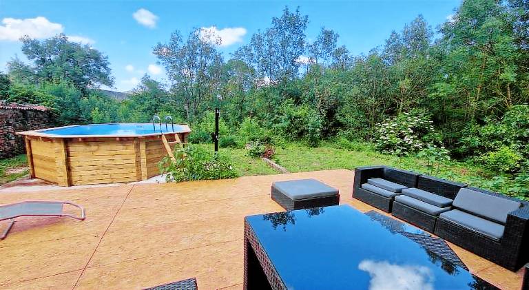 Vacation home with pool | Pet-friendly — photo 4
