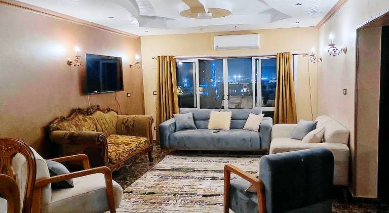 Ample holiday apartment | Pets allowed in Giza