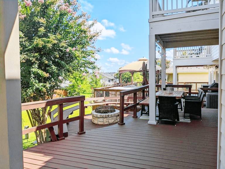 House Lake Conroe