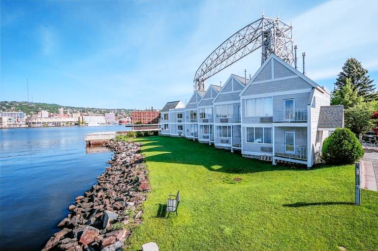 South Pier Inn
