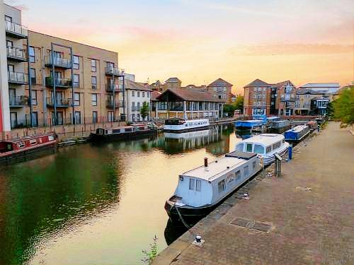 Houseboat  Chelmsford
