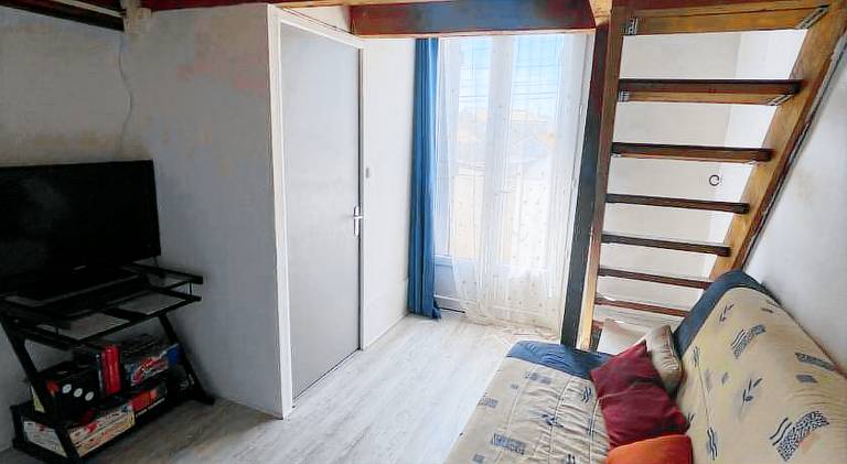 Apartment with 2 rooms for 6 persons — photo 3