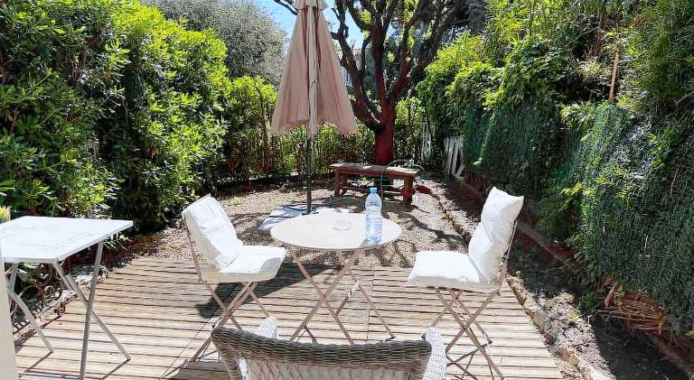 Nice holiday apartment | Next to the beach | Pets are welcome in Beaulieu-sur-Mer