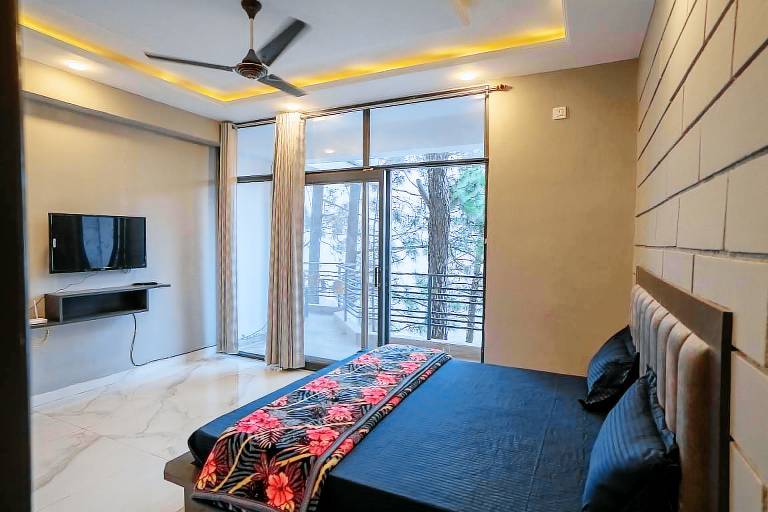 Rental apartment with yard in Solan