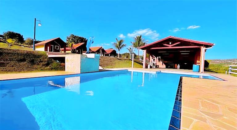 Chalet with pool in Atibaia