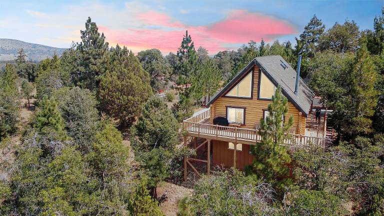 Vacation home with barbecue | Mountain view — photo 2