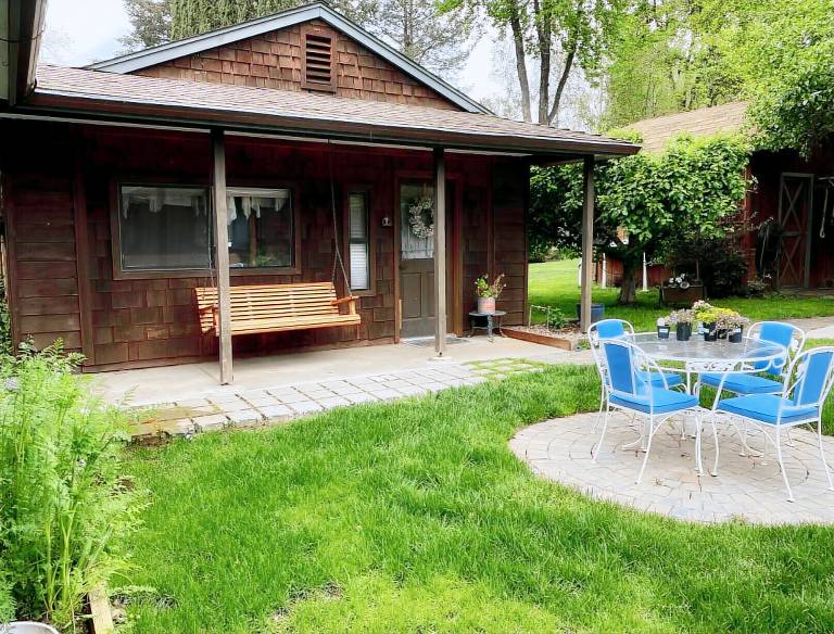 Cabin  Grants Pass