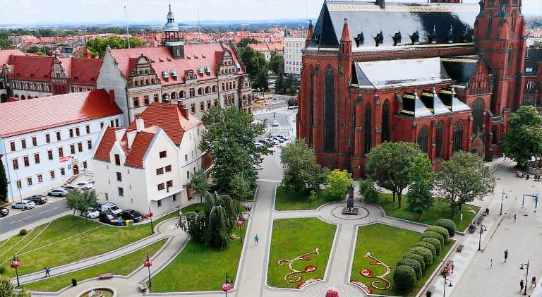 Apartament z hotelowymi udogodnieniami Legnica