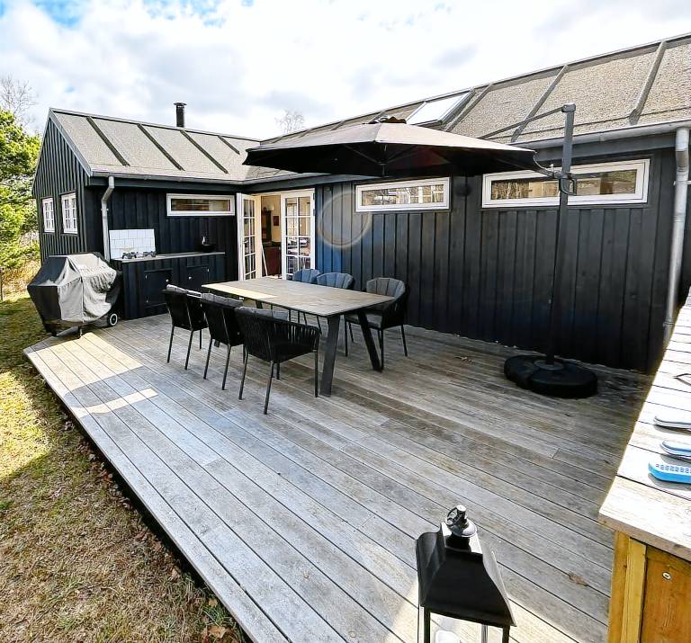 Modern family house close to beach and forest — photo 2