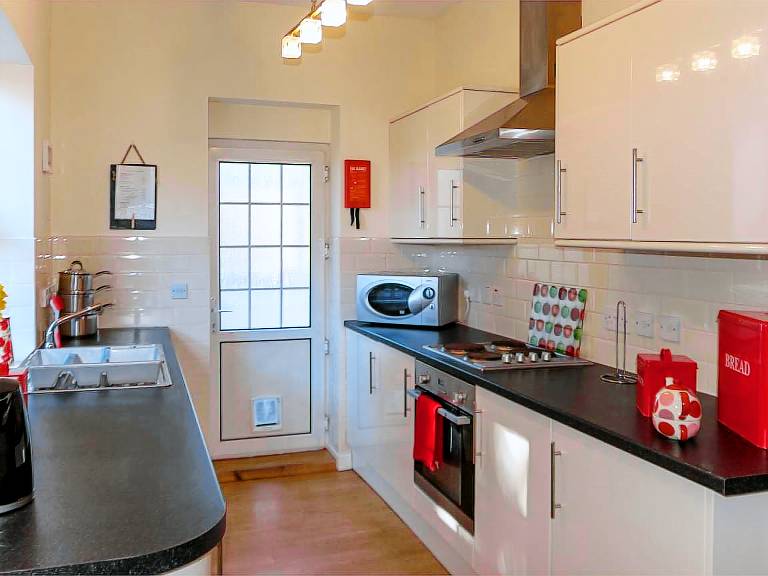Cottage with grill | Pets are welcome — photo 4