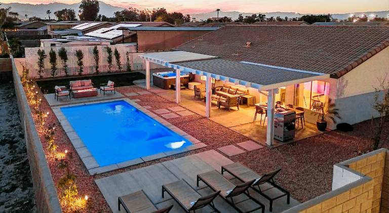 House with pool & jacuzzi — photo 5