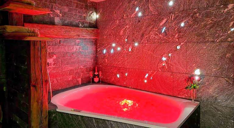 Rental apartment with jacuzzi & sauna — photo 5