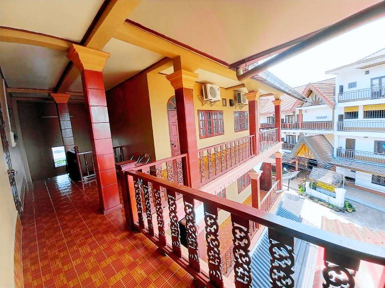Vang Vieng Queen"s Hostel — photo 4