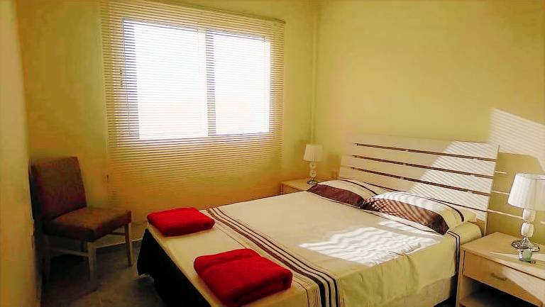Captivating 1 Bed House