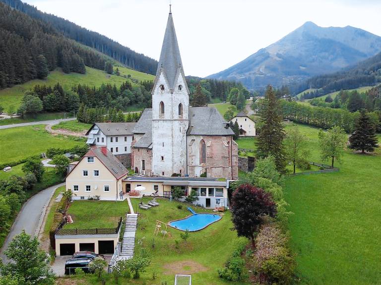 Charmantes Ferienhaus in Vordernberg mit Privatem Pool — photo 3
