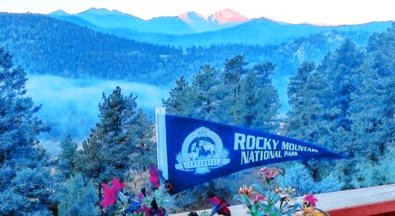 Fully equipped wonderful vacation home with heated pool, patio & BBQ | Pet-friendly in Estes Park, CO