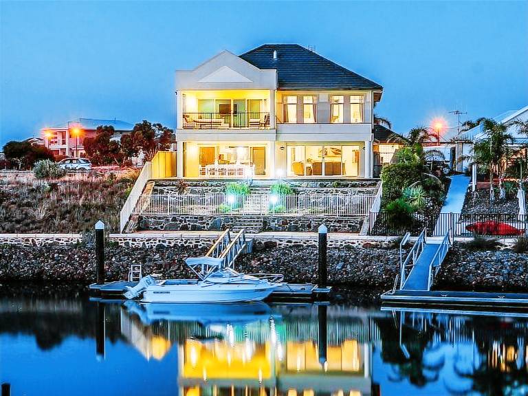 House  Wallaroo