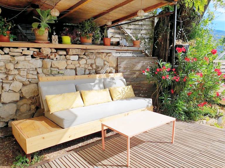 House Saint-Martin-de-Castillon
