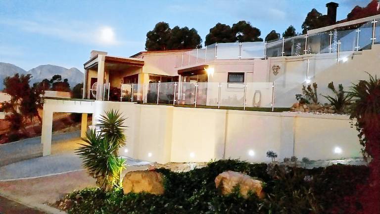 Chalet  Somerset West