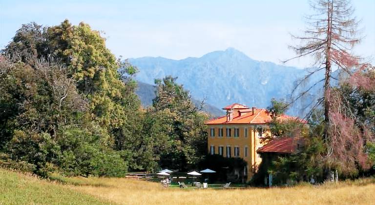 Hotel Villa Simplicitas in Centro Valle Intelvi