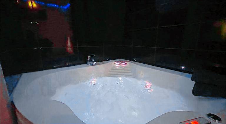 Holiday apartment with hot tub — photo 5