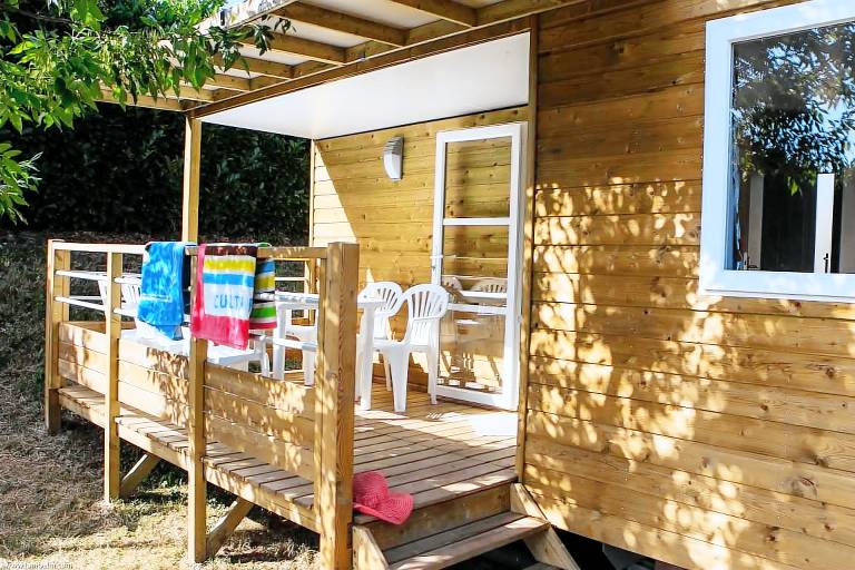 Camping La Clé de Saône - Cottage Loggia - 2 bedrooms 4 people — photo 2