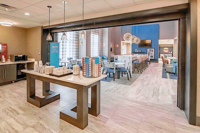 Hampton Inn & Suites by Hilton Plano Dallas — photo 3