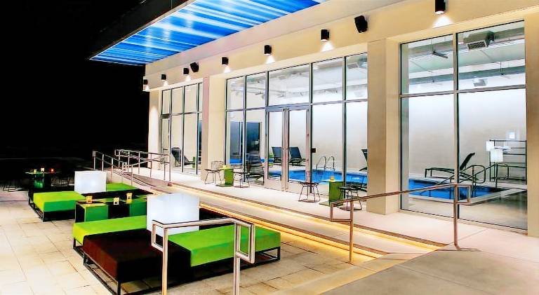 Aloft BWI Baltimore Washington International Airport — photo 2