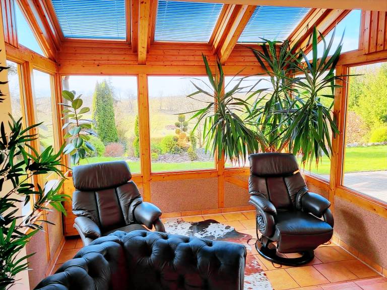 Wellnessparadies mit Sauna und Whirlpool — photo 3