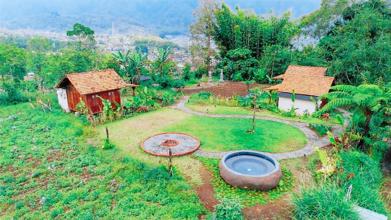 Lodge  Candikuning