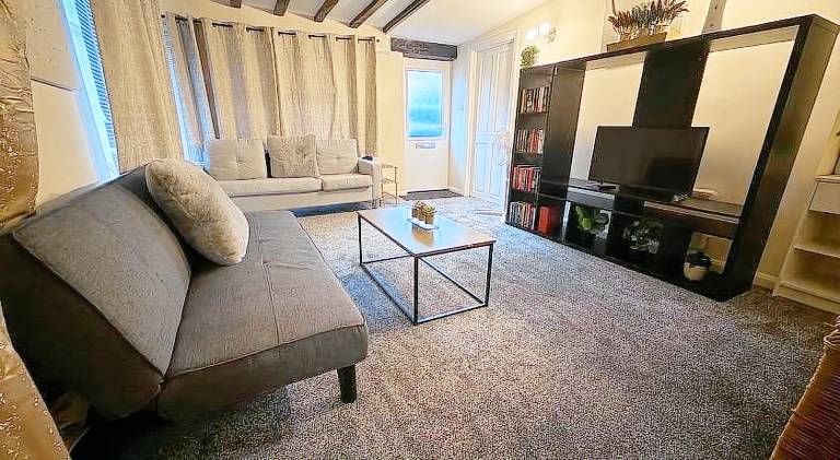 Beautiful rental apartment | Dogs allowed — photo 2