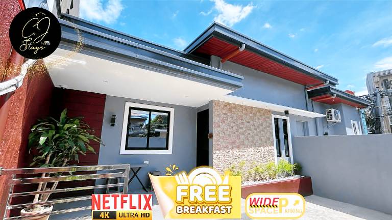 Charming vacation home with patio | Perfect for remote work | Pets are welcome in Morong