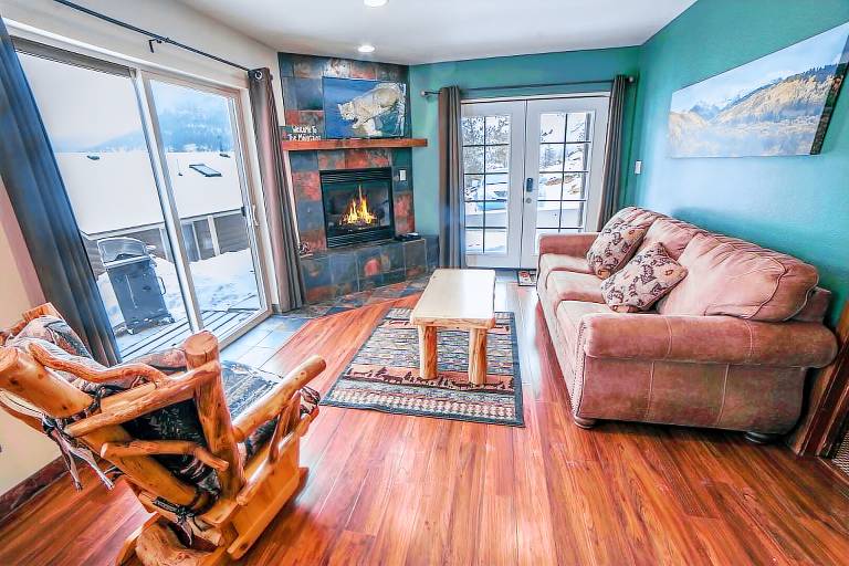 Family-oriented pleasant cabin with patio | Pets are welcome in Este