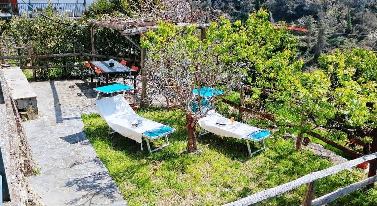 Rental apartment with 2 rooms for 4 persons — photo 4