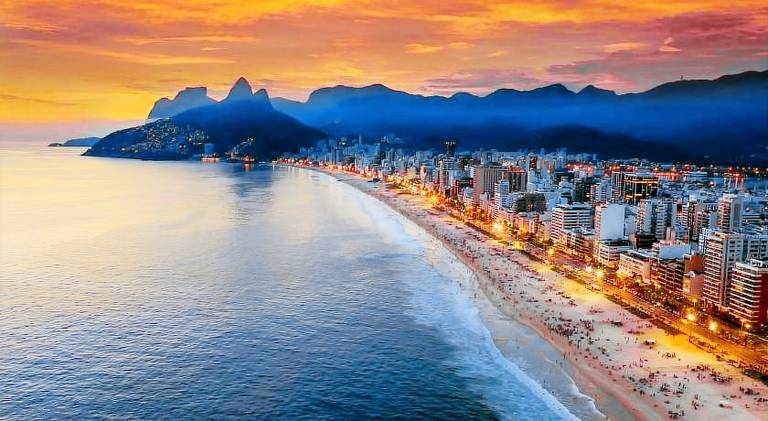 Arpoador - On the Sea Ipanema in Rio de Janeiro