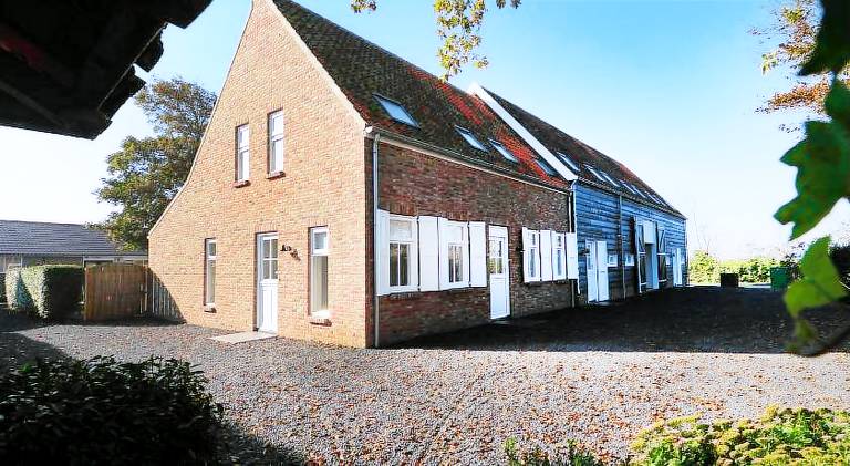 House with garden & terrace in Domburg