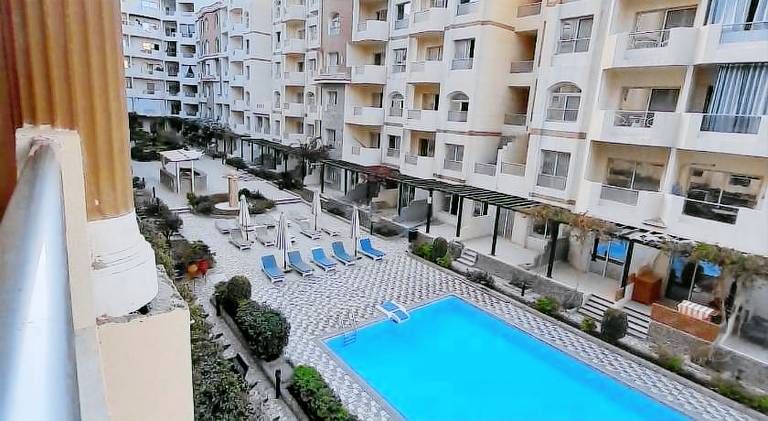 Rental apartment with sauna, terrace & private pool | Next to the beach | Pets are welcome in Hurghada