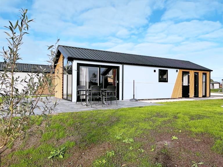 Chalet with 2 bedrooms and 1 bathroom