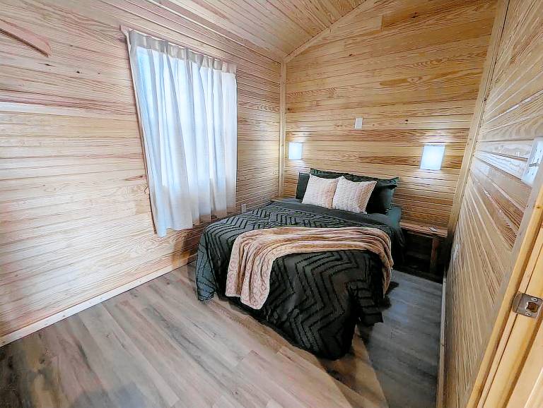 Cabin Halstead